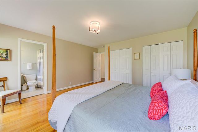 323 Chipley Circle, Ballwin, MO 63011