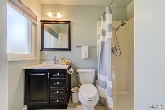 323 Chipley Circle, Ballwin, MO 63011