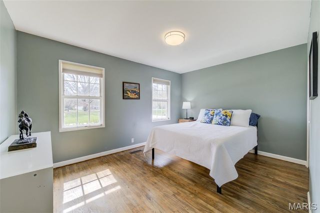 323 Chipley Circle, Ballwin, MO 63011