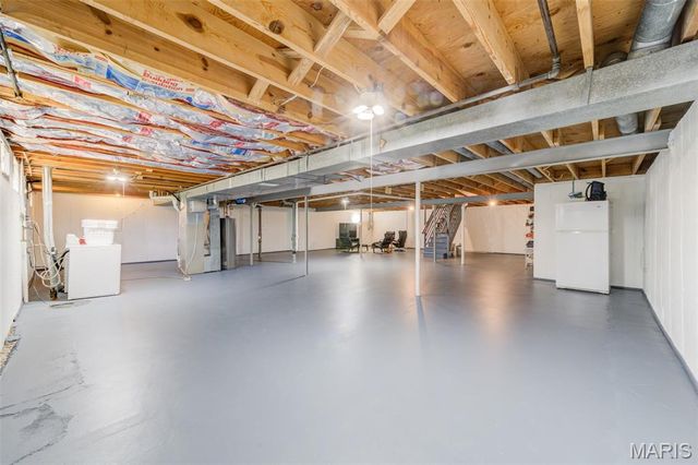 323 Chipley Circle, Ballwin, MO 63011