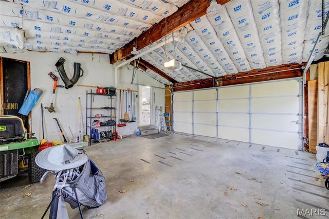 323 Chipley Circle, Ballwin, MO 63011