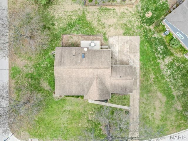 323 Chipley Circle, Ballwin, MO 63011