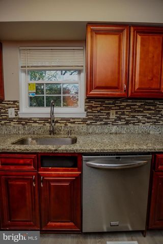 4 CASHELL CT, Nottingham, MD 21236