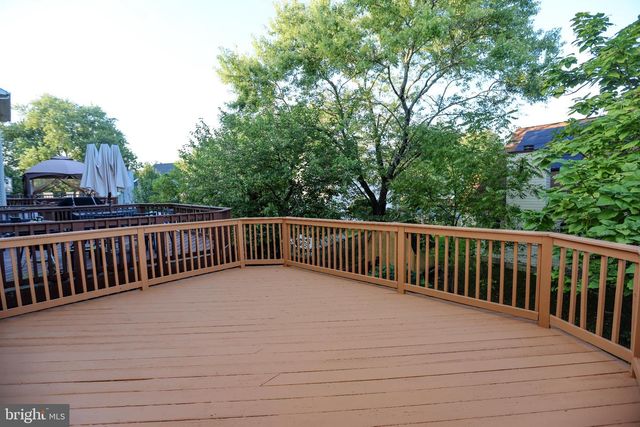 4 CASHELL CT, Nottingham, MD 21236