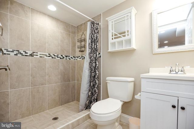 4 CASHELL CT, Nottingham, MD 21236