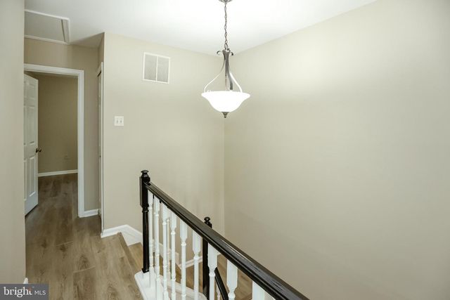 4 CASHELL CT, Nottingham, MD 21236