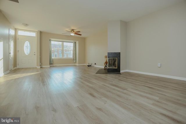 4 CASHELL CT, Nottingham, MD 21236