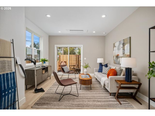 7305 N Willamette Blvd, Portland, OR 97203