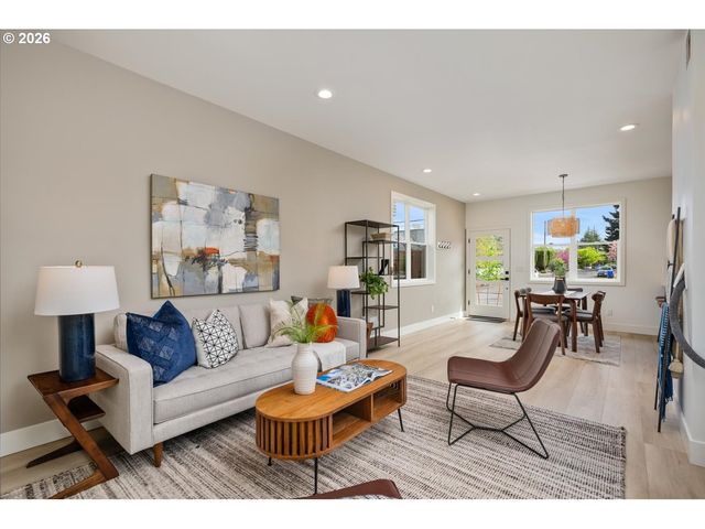 7305 N Willamette Blvd, Portland, OR 97203