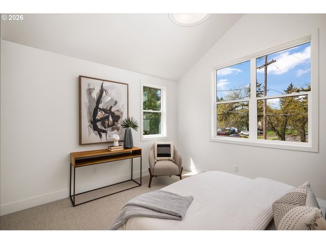 7305 N Willamette Blvd, Portland, OR 97203