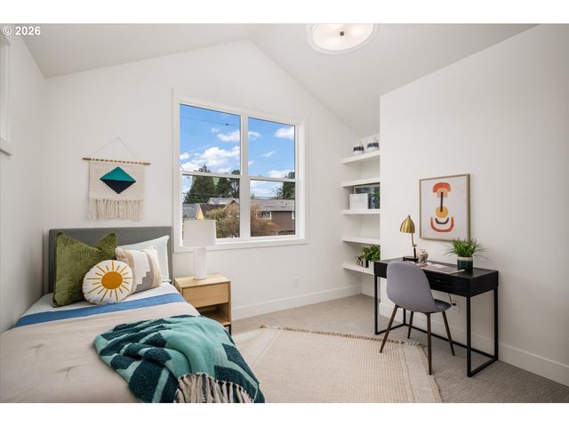 7305 N Willamette Blvd, Portland, OR 97203