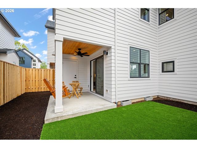 7305 N Willamette Blvd, Portland, OR 97203