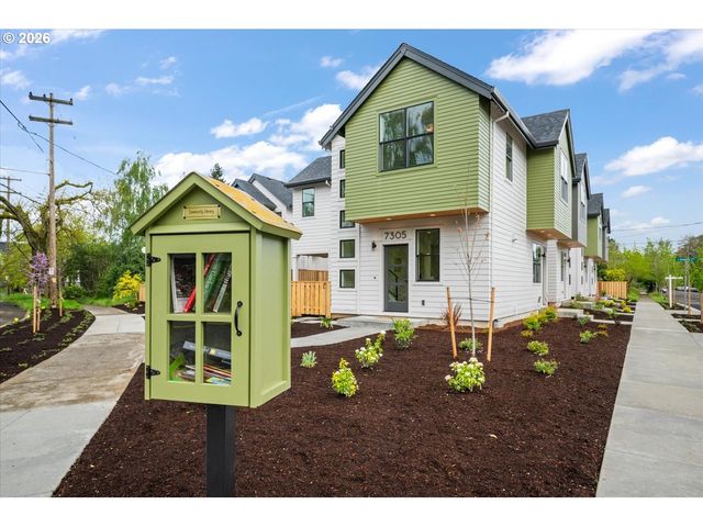 7305 N Willamette Blvd, Portland, OR 97203