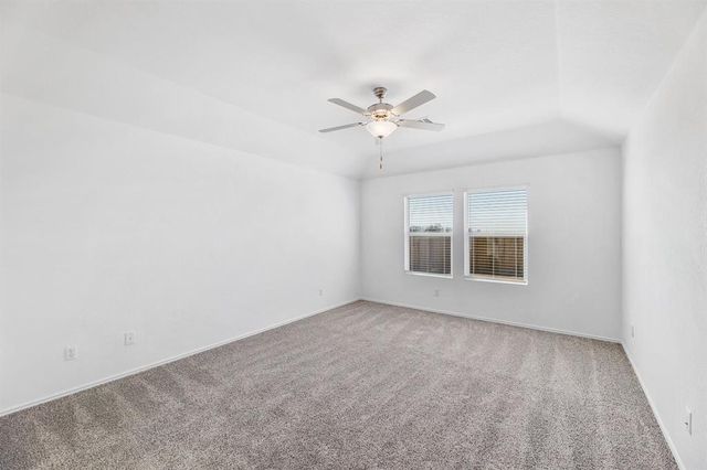 303 Chickasaw LN, Hutto, TX 78634