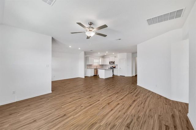 303 Chickasaw LN, Hutto, TX 78634