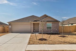 303 Chickasaw LN, Hutto, TX 78634