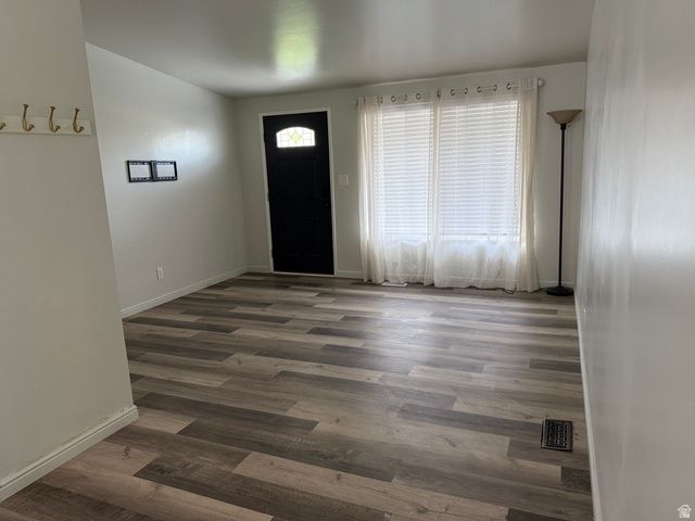 1833 W CHATEAU AVE, Taylorsville, UT 84129