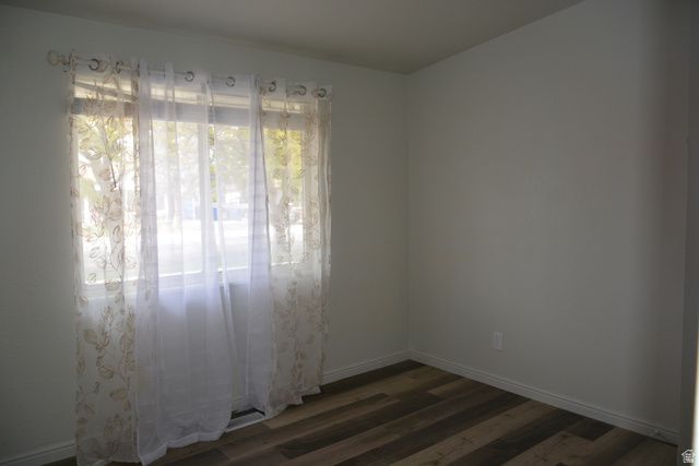 1833 W CHATEAU AVE, Taylorsville, UT 84129