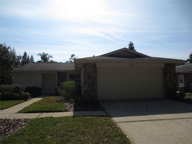 2820 LOMOND DRIVE, Palm Harbor, FL 34684