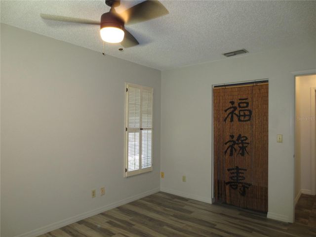 2820 LOMOND DRIVE, Palm Harbor, FL 34684