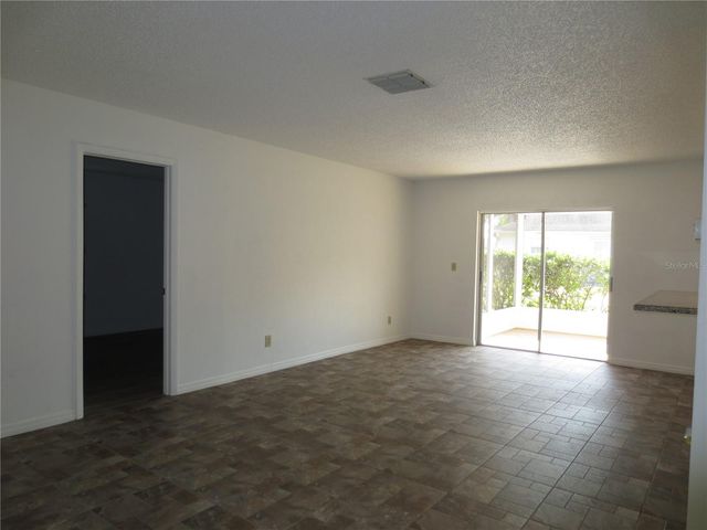 2820 LOMOND DRIVE, Palm Harbor, FL 34684