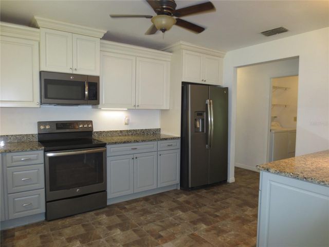 2820 LOMOND DRIVE, Palm Harbor, FL 34684