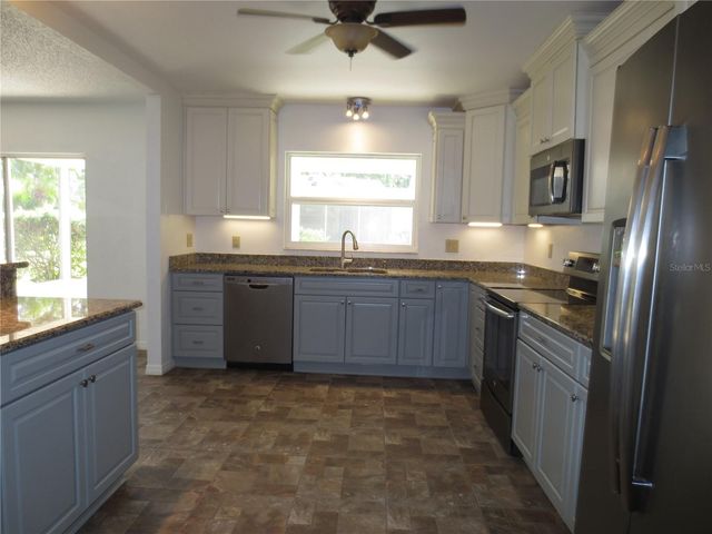 2820 LOMOND DRIVE, Palm Harbor, FL 34684