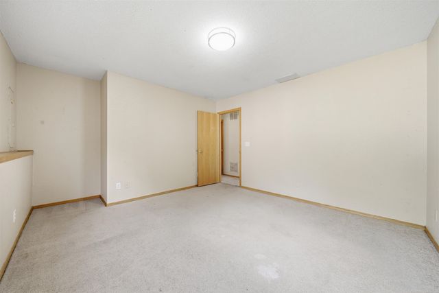 1942 S Chateau St, Wichita, KS 67207