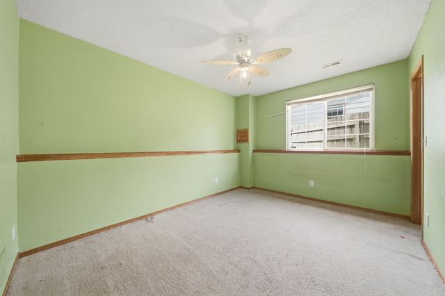 1942 S Chateau St, Wichita, KS 67207