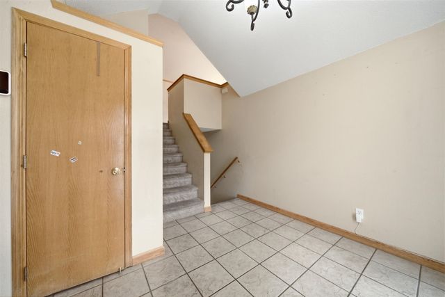 1942 S Chateau St, Wichita, KS 67207