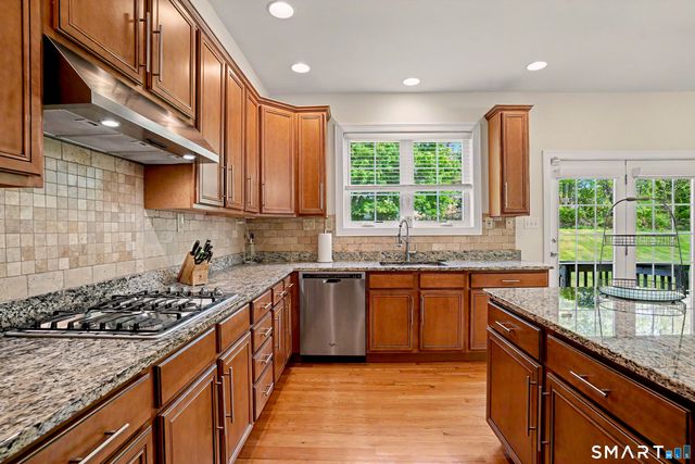 4 Poppy Lane, Wallingford, CT 06492