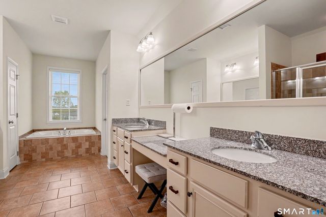 4 Poppy Lane, Wallingford, CT 06492