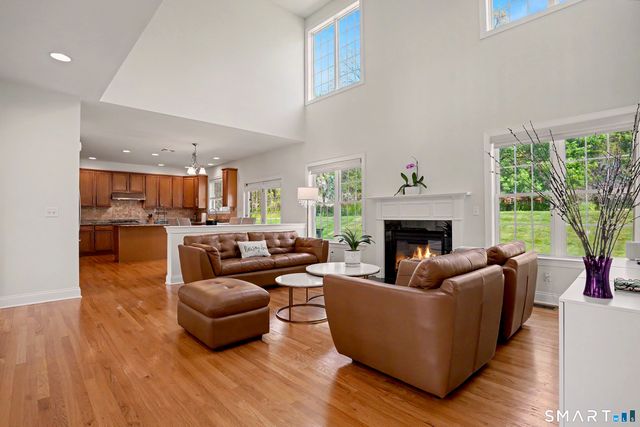 4 Poppy Lane, Wallingford, CT 06492