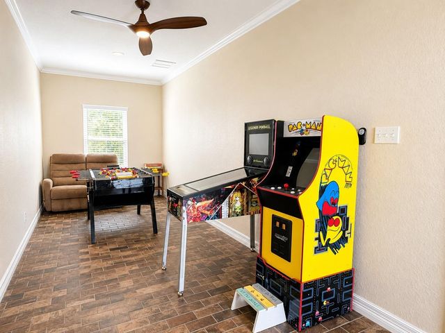 1813 Avenue A, Dickinson, TX 77539