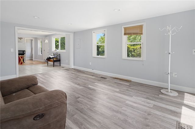 155 Stanton Avenue, East Providence, RI 02915