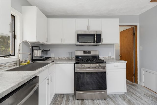 155 Stanton Avenue, East Providence, RI 02915