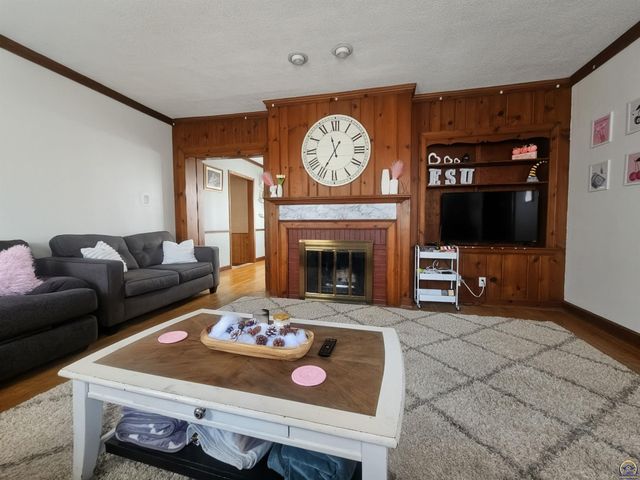 919 Union ST, Emporia, KS 66801