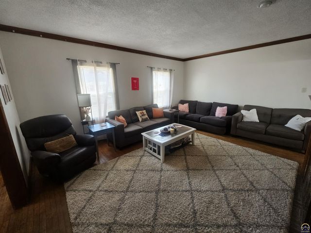 919 Union ST, Emporia, KS 66801