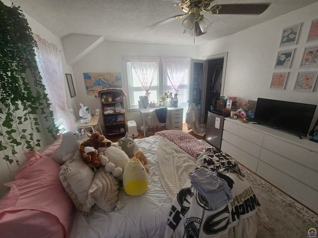 919 Union ST, Emporia, KS 66801