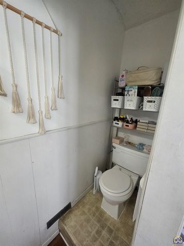 919 Union ST, Emporia, KS 66801