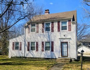 919 Union ST, Emporia, KS 66801