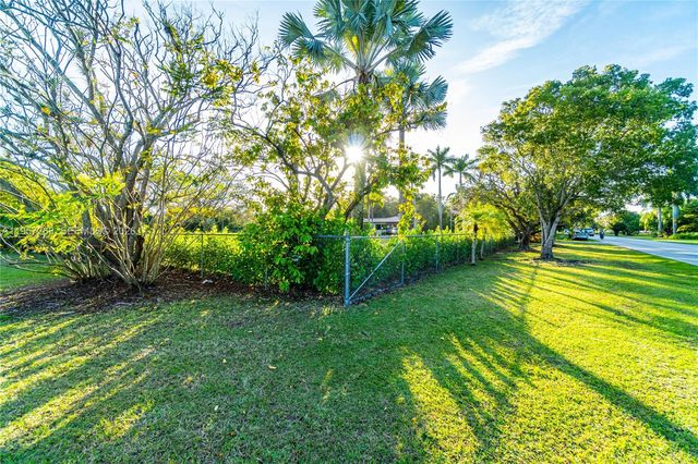 18200 SW 296th St, Homestead, FL 33030