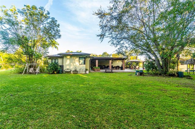 18200 SW 296th St, Homestead, FL 33030