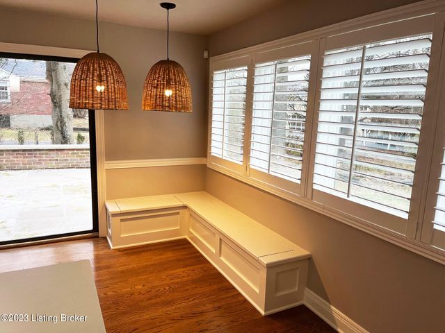 11703 Little Ln, Anchorage, KY 40223