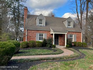 11703 Little Ln, Anchorage, KY 40223