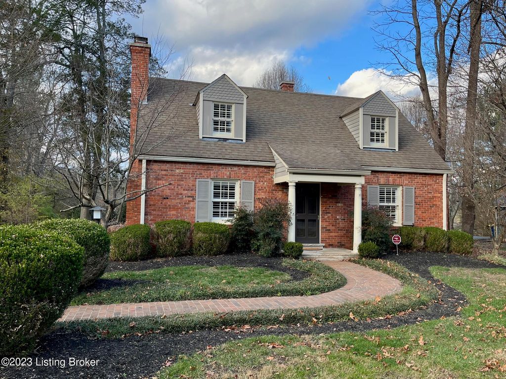 11703 Little Ln, Anchorage, KY 40223
