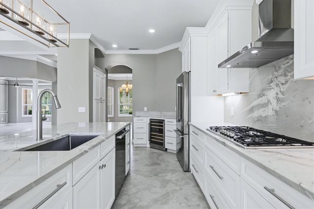 8160 COLLINGWOOD COURT, University Park, FL 34201