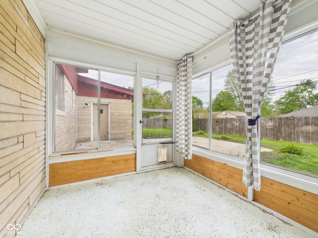 1527 Magnolia Drive, Anderson, IN 46011