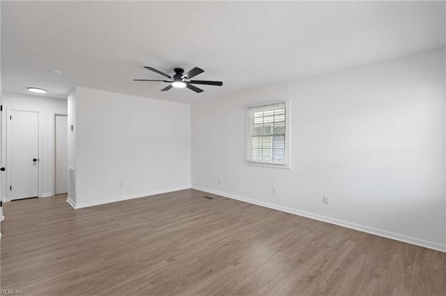 906 37th ST, Newport News, VA 23607