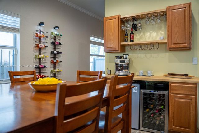 3174 SE 3rd Dr, Homestead, FL 33033